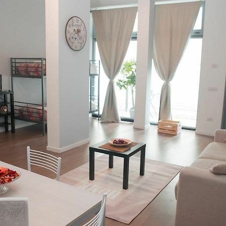 Red Line Apartments Milano Екстериор снимка