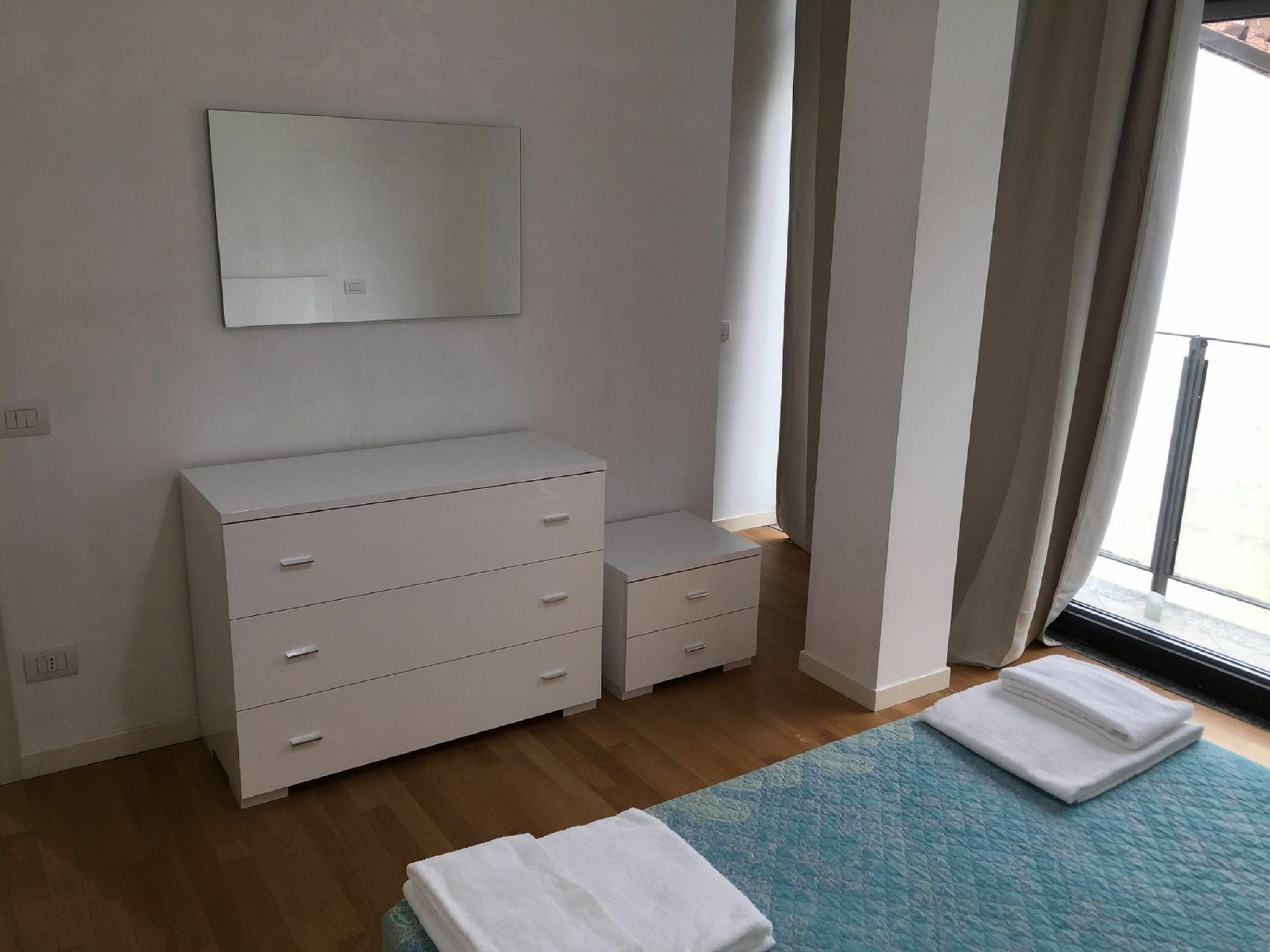 Red Line Apartments Milano Екстериор снимка
