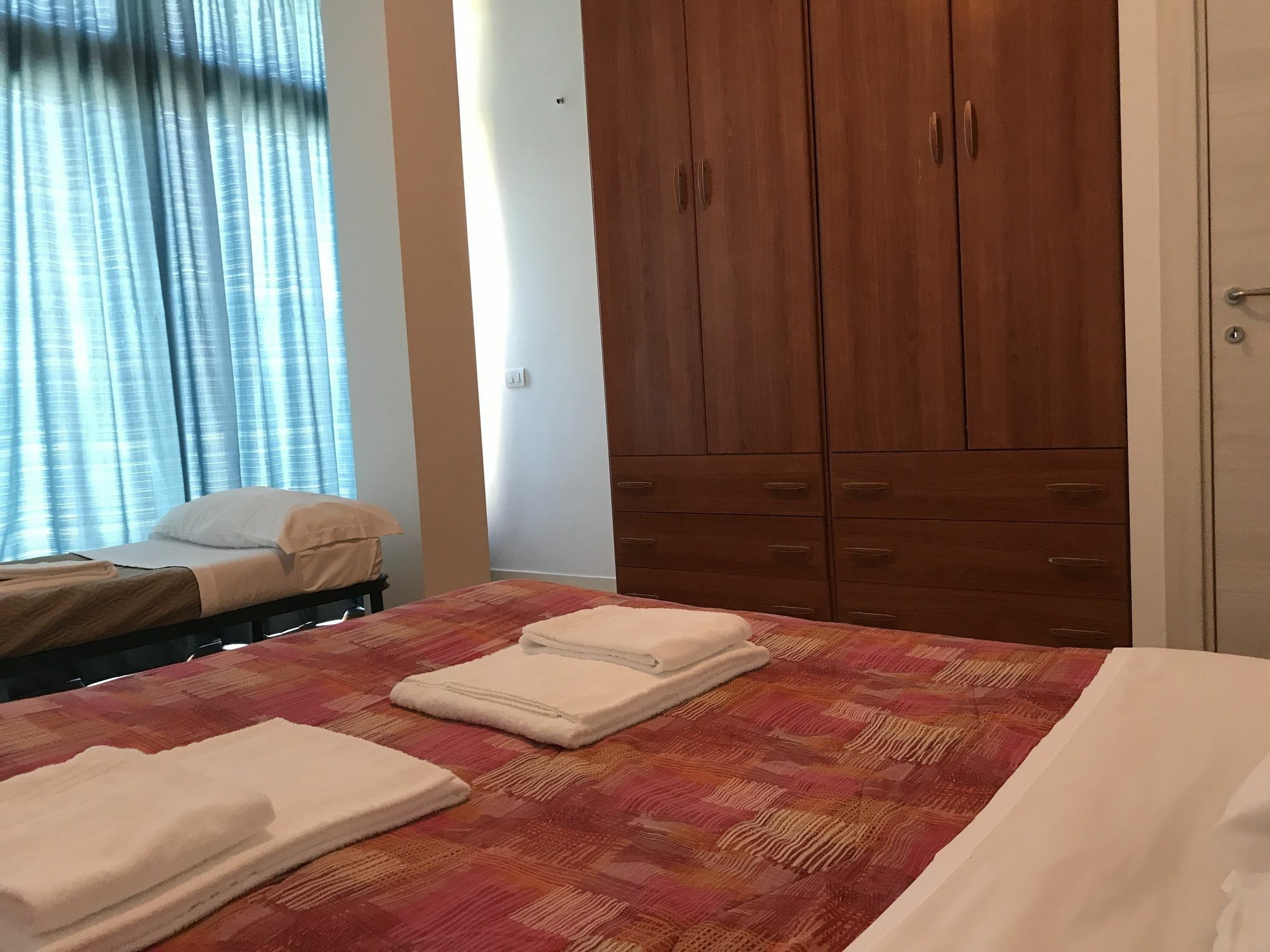 Red Line Apartments Milano Екстериор снимка