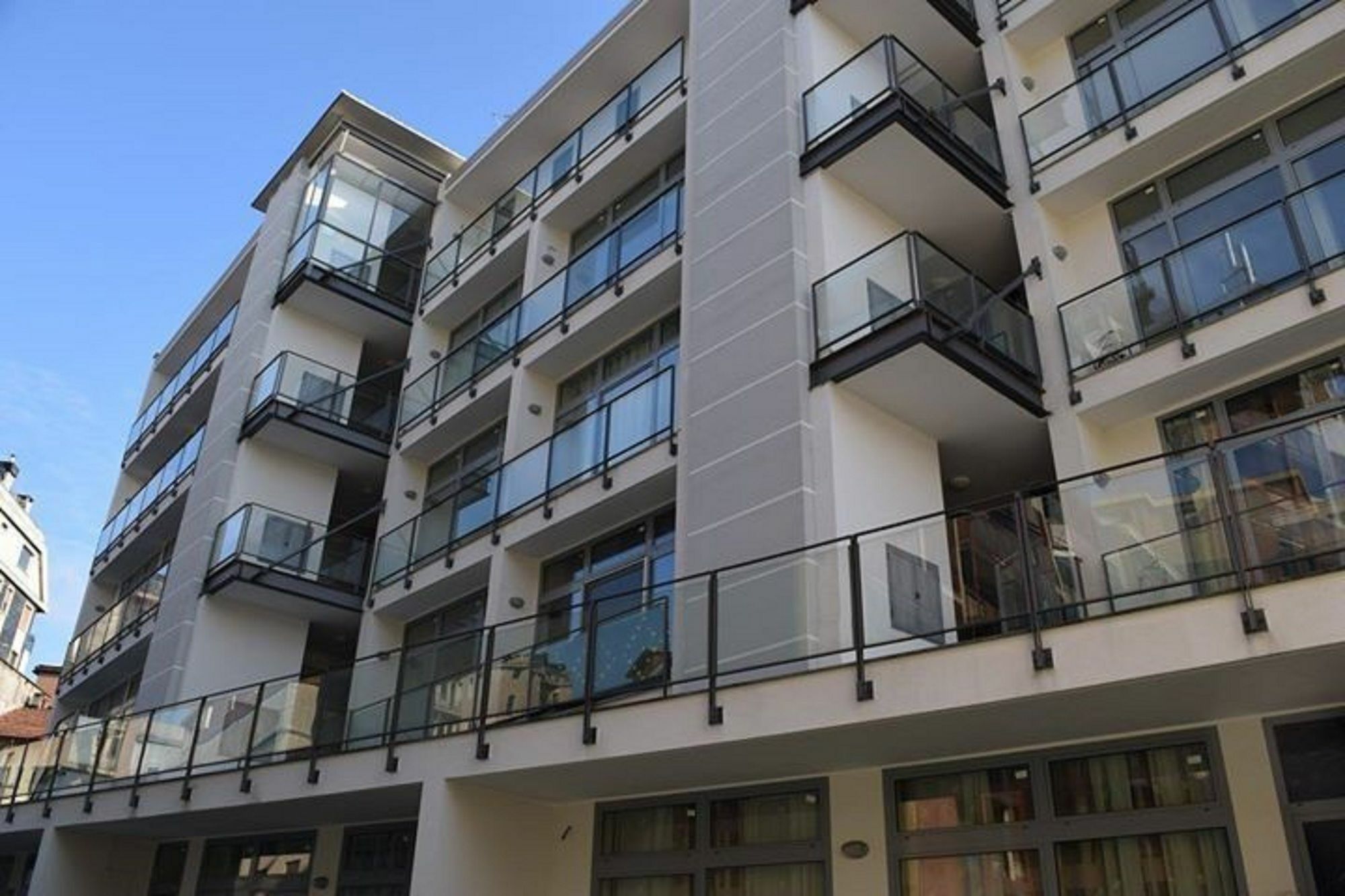 Red Line Apartments Milano Екстериор снимка