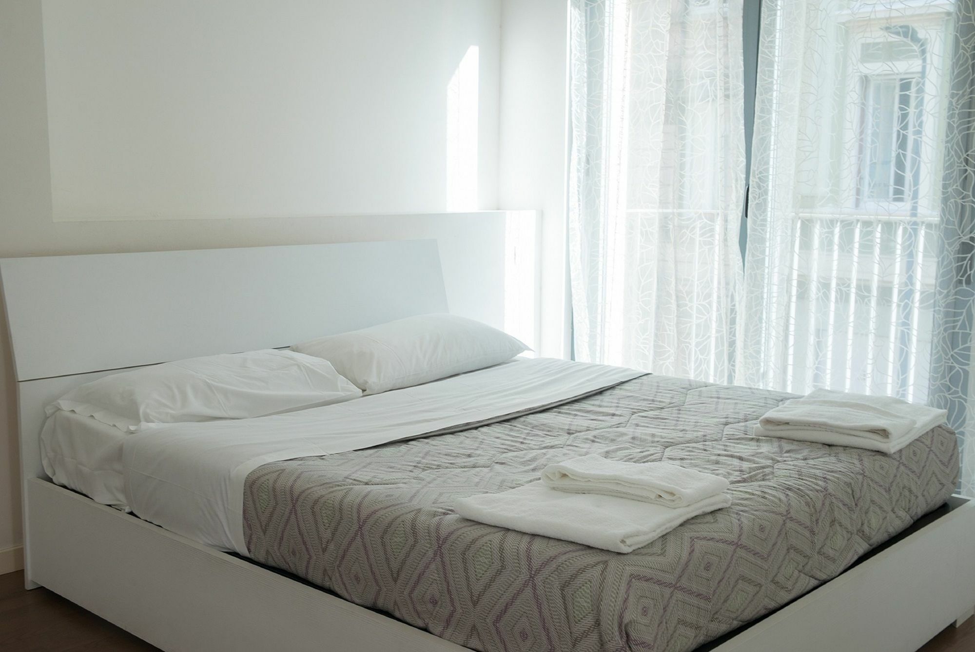 Red Line Apartments Milano Екстериор снимка