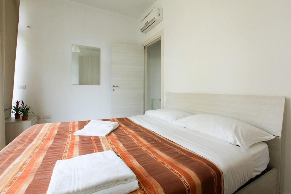 Red Line Apartments Milano Екстериор снимка