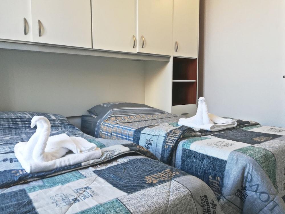 Red Line Apartments Milano Екстериор снимка
