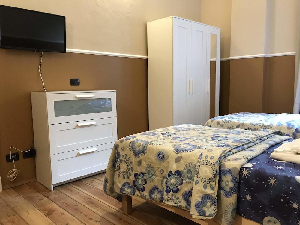 Red Line Apartments Milano Екстериор снимка