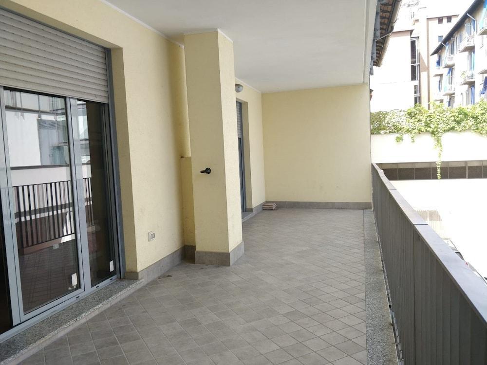 Red Line Apartments Milano Екстериор снимка
